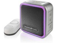 Honeywell Home Doorbell White + LCD Cleaner