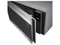 LG 0.9 cu. ft. NeoChef Countertop Microwave with Smart Inverter and EasyClean